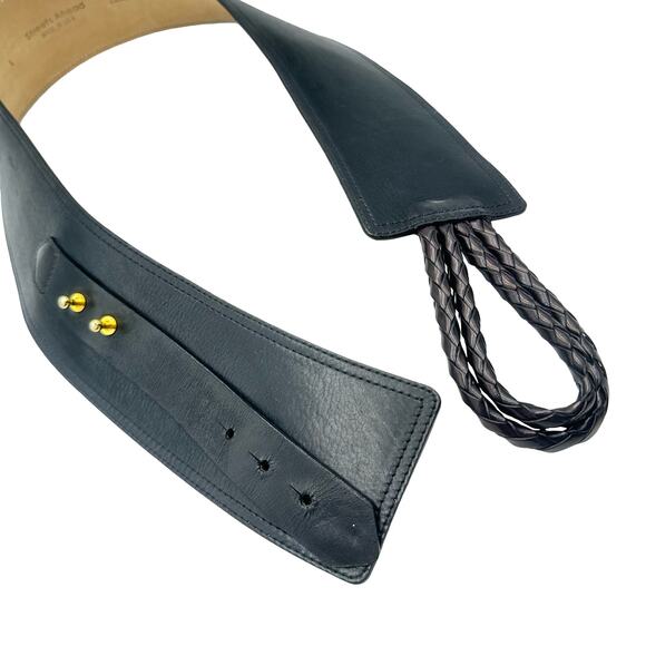 Streets Ahead for Neiman Marcus Black Leather and Suede Belt L - LARGE
